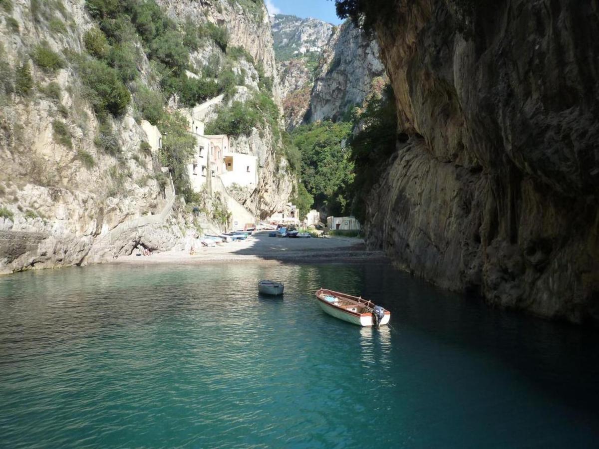 Oliver - Breathtaking Small Pool 14 Sqm Hydromassage On The Rock - Coast Pousada