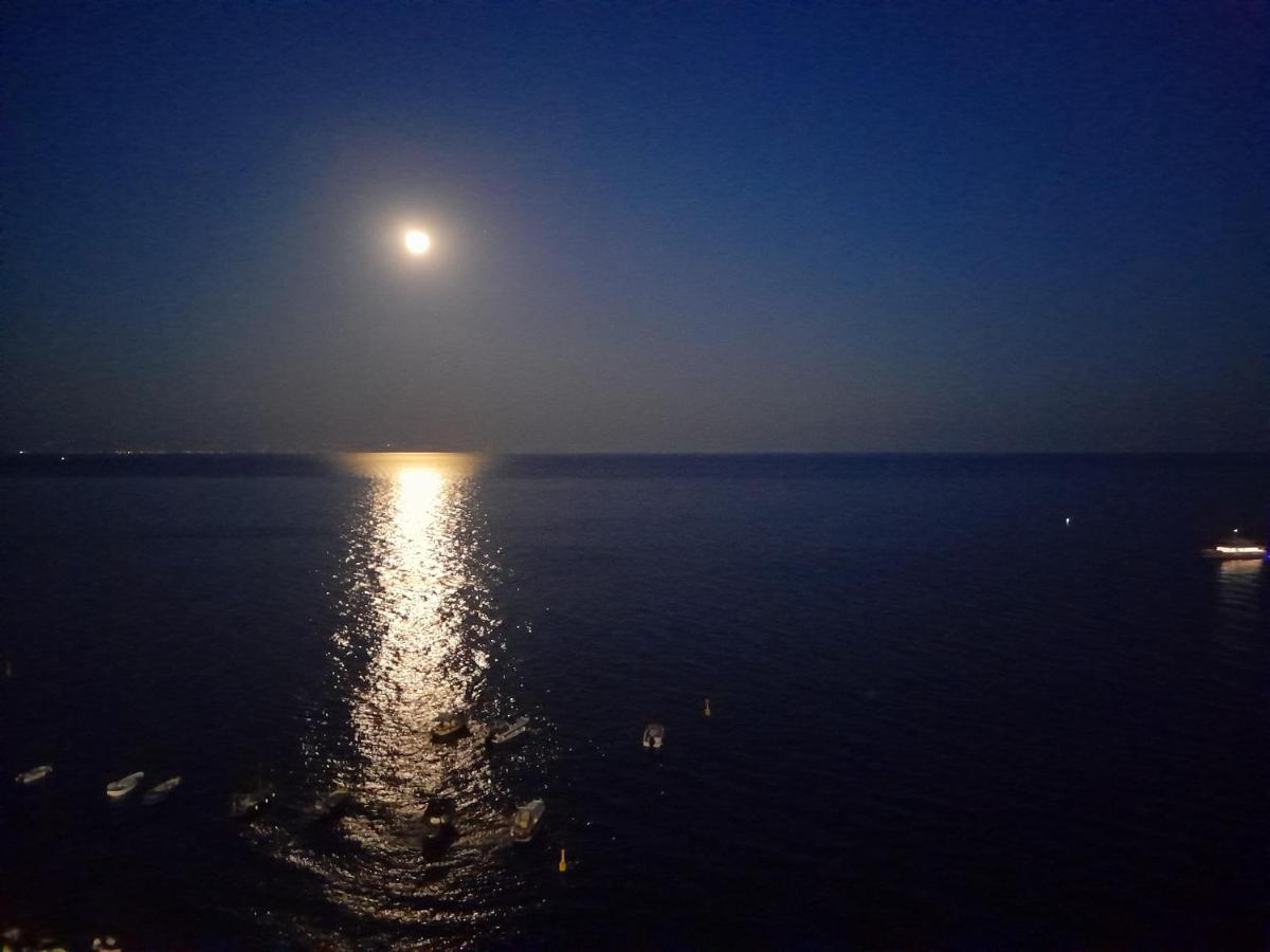 Pousada Oliver - Breathtaking Small Pool 14 Sqm Hydromassage On The Rock - Coast Amalfi