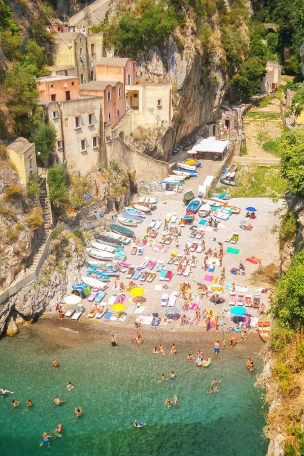 Oliver - Breathtaking Small Pool 14 Sqm Hydromassage On The Rock - Coast